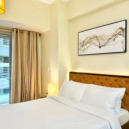 Santis Place At Eighty One Newport Blvd Across Naia Terminal 3