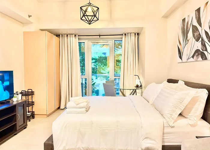 Santis Place At Eighty One Newport Blvd Across Naia Terminal 3 Appart hôtel