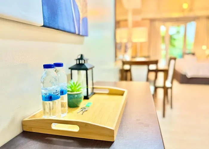 Appart hôtel Santis Place At Eighty One Newport Blvd Across Naia Terminal 3 Manille